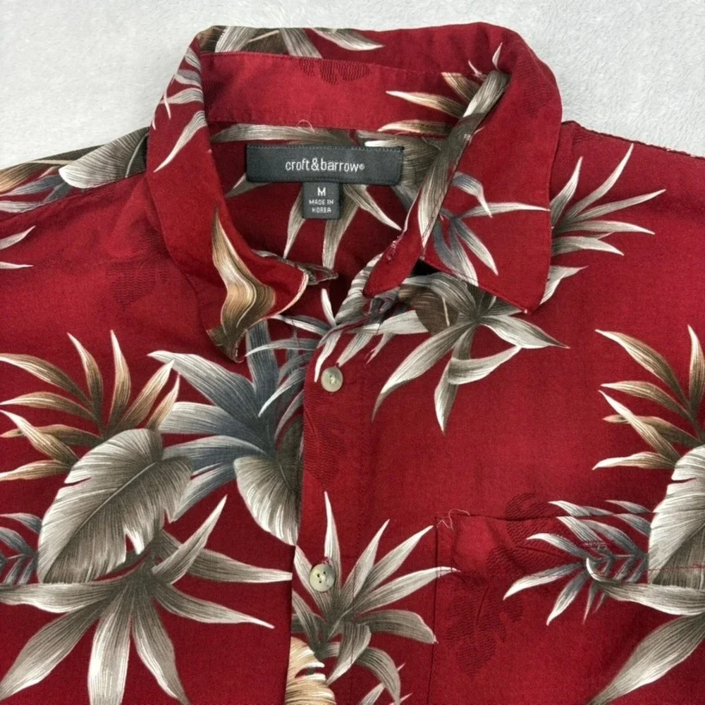 Croft & Barrow Mens M Red Hawaiian Shirt Floral Aloha Button Up Camp Casual - Picture 1 of 8
